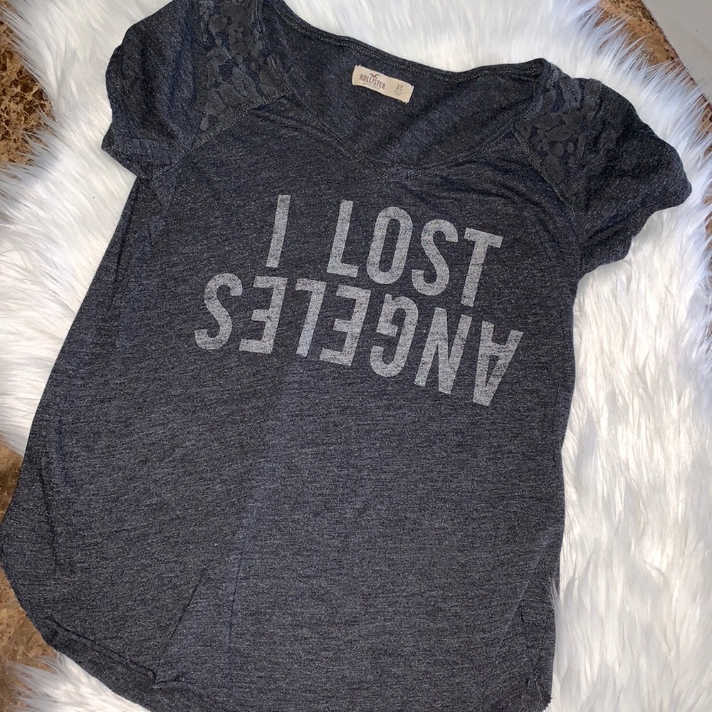 Hollister Short Sleeve Tee Size XS * Dark Gray